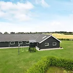Five-Bedroom Holiday home in Faaborg 2 Bøjden