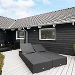 Five-Bedroom Holiday home in Faaborg 2 * Bøjden