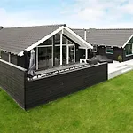 Five-Bedroom Holiday home in Faaborg 2 Bøjden