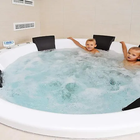 Luxury Retreat By The Sea - By Traum בית נופש *